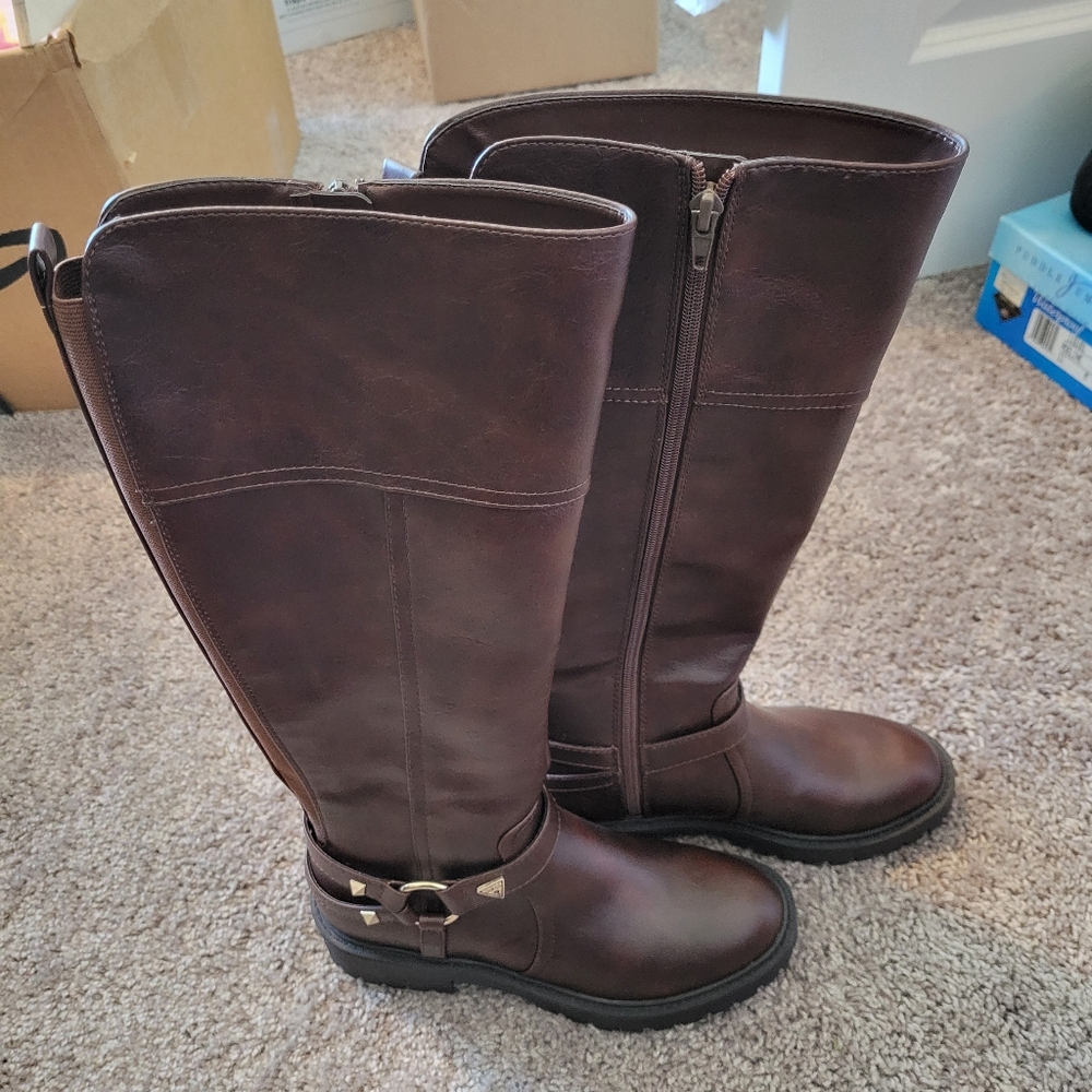 7M Guess long Brown boots